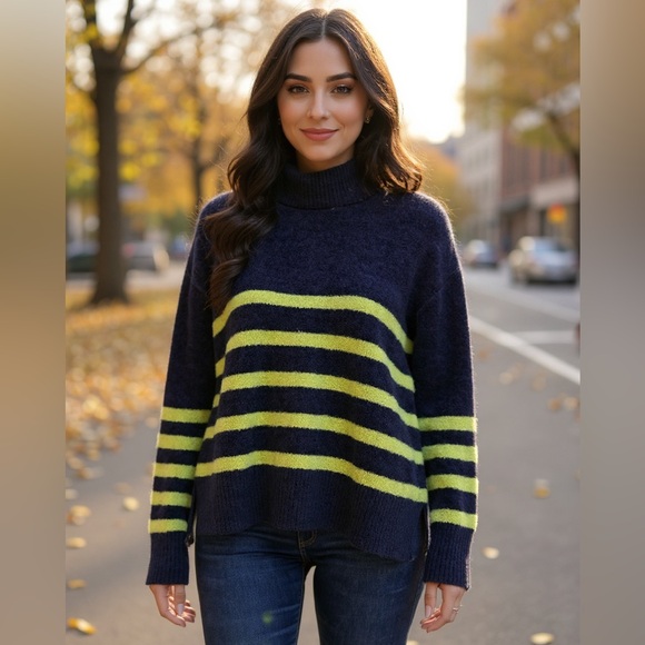 Vince Camuto Sweaters - Vince Camuto Navy Lime Stripe Turtleneck Sweater Cozy Knit Size S